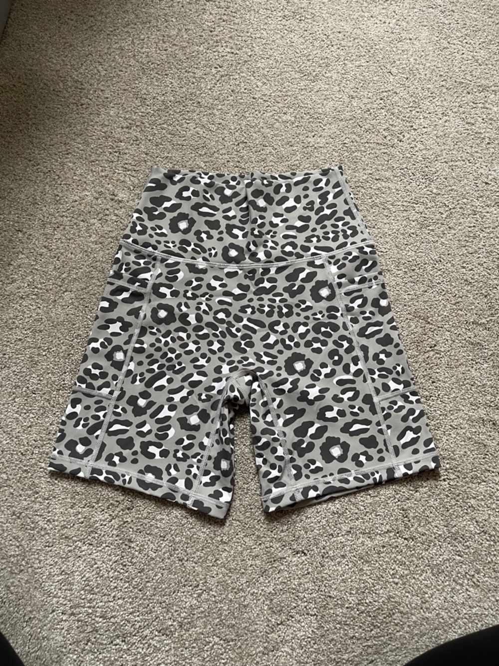 aerie High-Rise Leopard Print Biker Shorts - Gray and White
